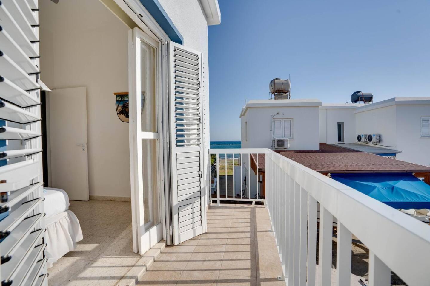Ammos Villa 20 Side Seaview Larnaca Dış mekan fotoğraf