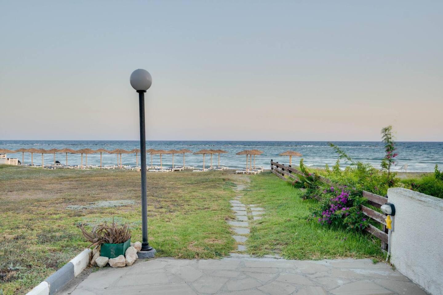 Ammos Villa 20 Side Seaview Larnaca Dış mekan fotoğraf