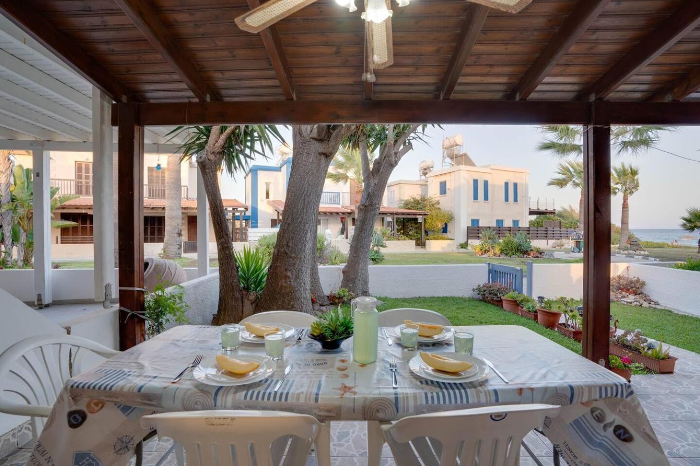 Ammos Villa 20 Side Seaview Larnaca Dış mekan fotoğraf
