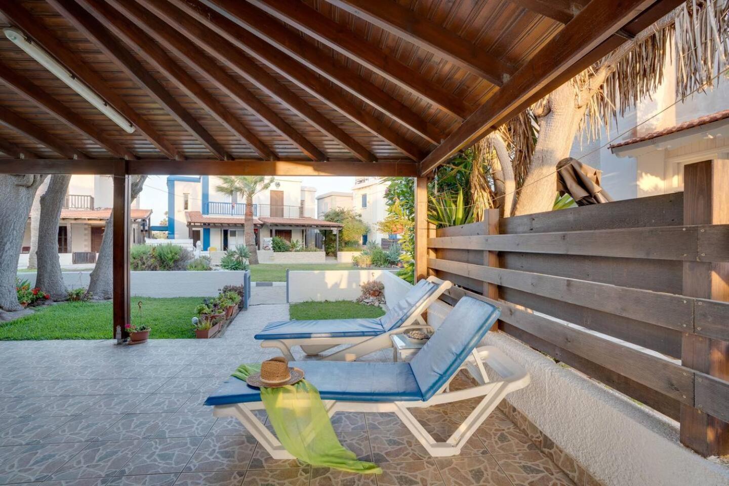 Ammos Villa 20 Side Seaview Larnaca Dış mekan fotoğraf