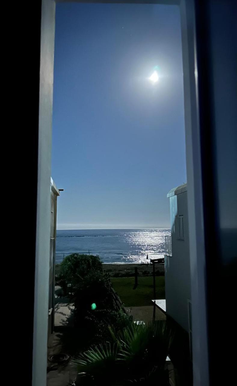 Ammos Villa 20 Side Seaview Larnaca Dış mekan fotoğraf